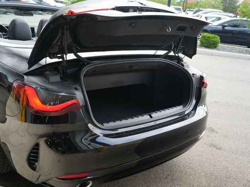 Used 2024 BMW 430i Convertible w/ Convenience Package image 38