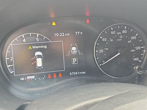 Certified 2024 Nissan Kicks SV FWD image 11