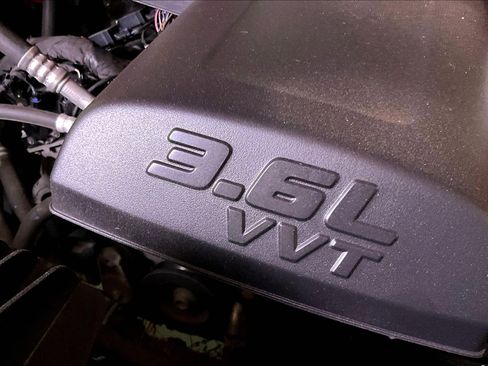 Used 2023 RAM 1500 Classic SLT w/ Trailer & Traction Group image 31