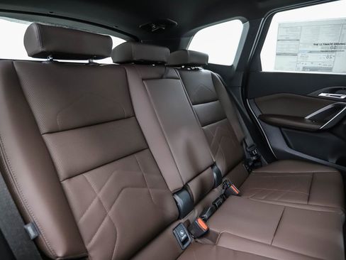 Used 2025 BMW X1 xDrive28i w/ Convenience Package image 24