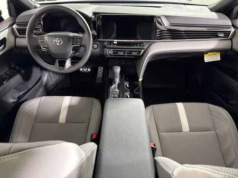 New 2026 Toyota Camry SE FWD image 11