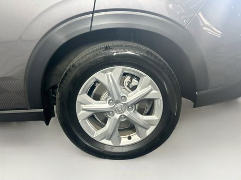 Used 2025 Honda HR-V LX image 11