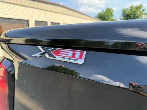Used 2019 GMC Sierra 1500 SLT w/ SLT Premium Plus Package AWD/4WD image 42