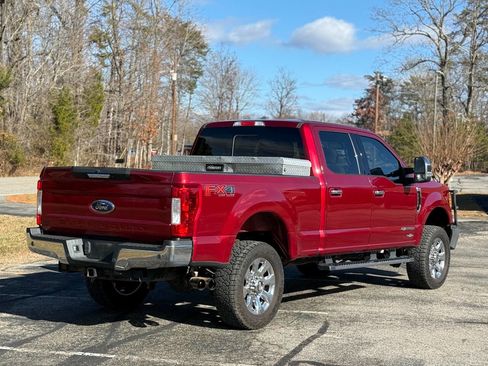 Used 2017 Ford F250 Lariat w/ Chrome Package image 5