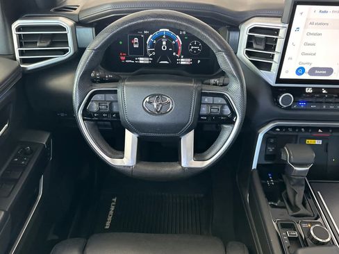 Used 2023 Toyota Tundra Platinum AWD/4WD image 15