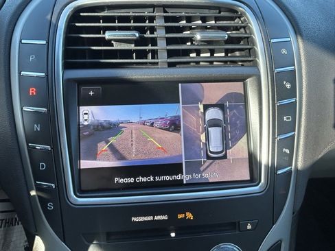 Used 2020 Lincoln Nautilus Reserve image 31