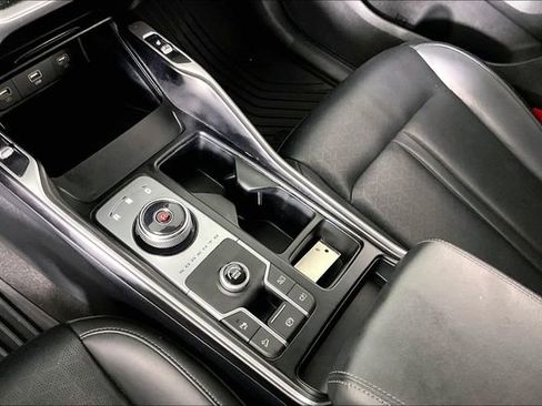 Used 2022 Kia Sorento S FWD image 17