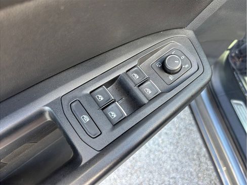 Used 2019 Volkswagen Atlas SEL Premium AWD/4WD image 23