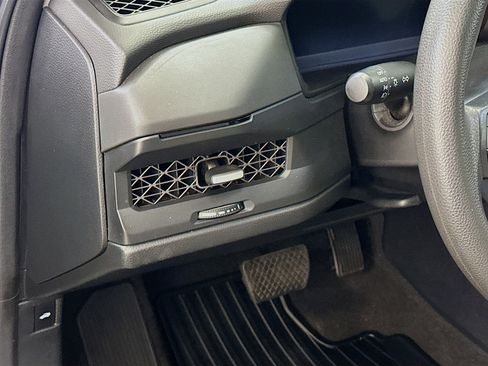 Used 2023 Honda Accord EX image 17