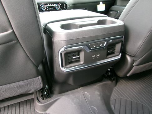 New 2026 Chevrolet Silverado 1500 LTZ w/ LTZ Premium Package image 15