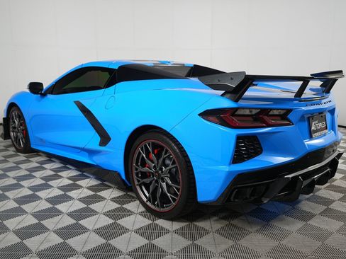 Used 2024 Chevrolet Corvette Stingray Premium Conv w/ Battery Protection Package RWD image 9