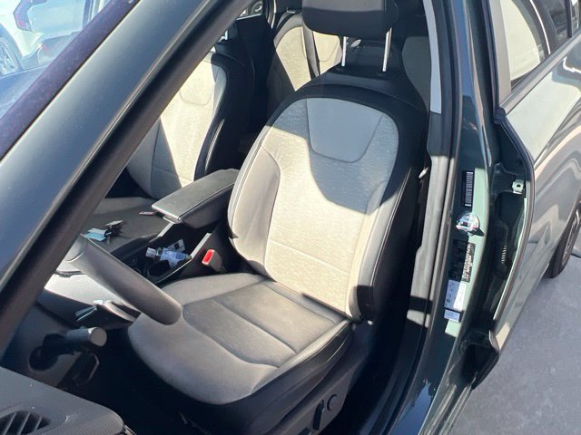Used 2024 Kia Niro FWD image 18