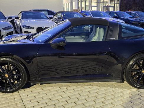 Used 2021 Porsche 911 Targa 4 image 9