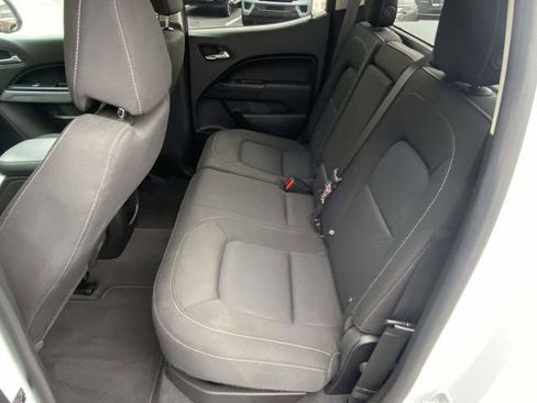 Used 2020 Chevrolet Colorado LT RWD image 16