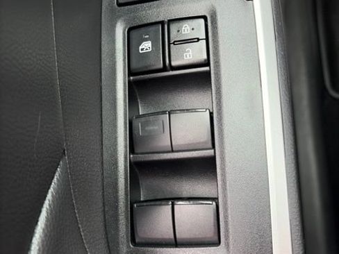 Used 2024 Toyota RAV4 LE AWD/4WD image 34