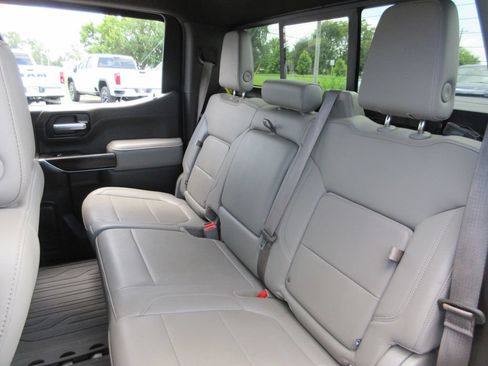 Used 2021 GMC Sierra 1500 SLT w/ SLT Premium Plus Package AWD/4WD image 25