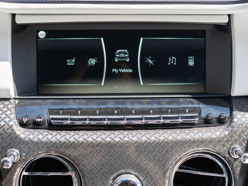 Certified 2024 Rolls-Royce Cullinan Black Badge w/ Leather Finishing Pack AWD/4WD image 22