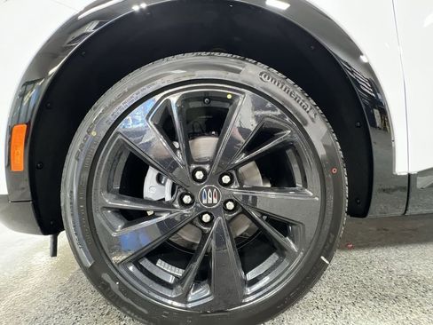 New 2025 Buick Envision Sport Touring image 34