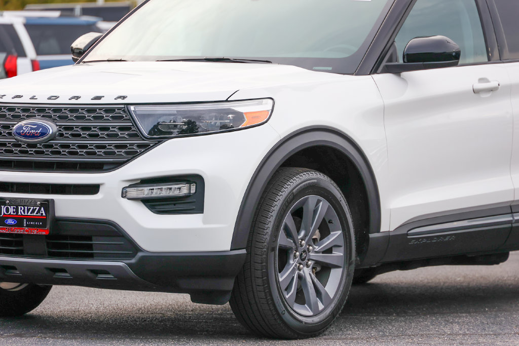 Certified 2023 Ford Explorer XLT w/ Equipment Group 202A AWD/4WD image 15