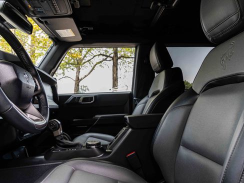 Used 2024 Ford Bronco Everglades image 8