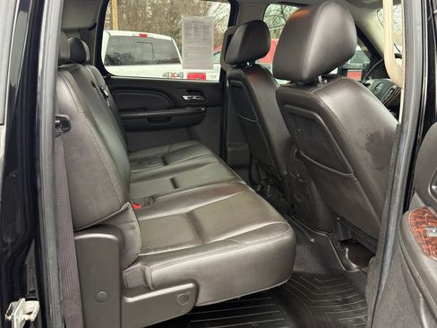 Used 2014 GMC Sierra 3500 Denali image 14