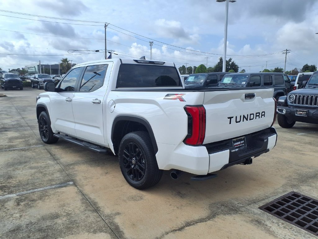 Used 2026 Toyota Tundra SR5 w/ SX Package RWD image 2