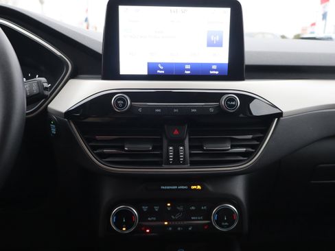 Used 2022 Ford Escape SE w/ Convenience Package image 18