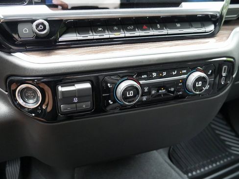 New 2026 Chevrolet Silverado 1500 LT image 19