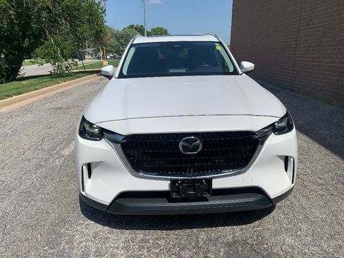 Used 2024 MAZDA CX-90 Plug-In Hybrid w/ Preferred AWD/4WD image 8