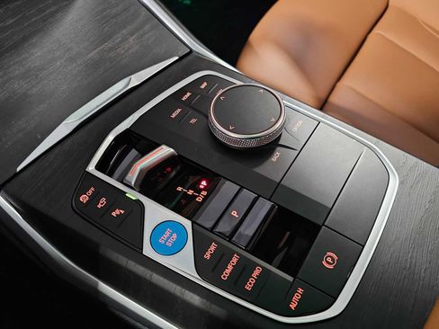 Certified 2023 BMW i4 eDrive35 image 19