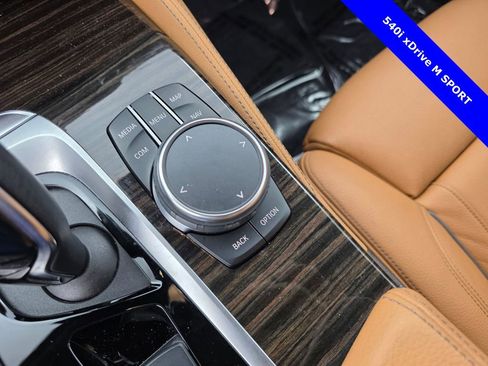 Used 2019 BMW 540i xDrive w/ M Sport Package image 24