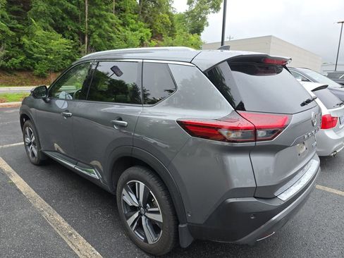 Used 2023 Nissan Rogue SL w/ SL Premium Package AWD/4WD image 3