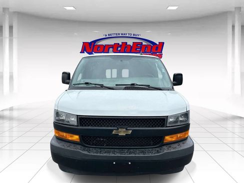 Used 2021 Chevrolet Express 2500 w/ Communications Package RWD image 12