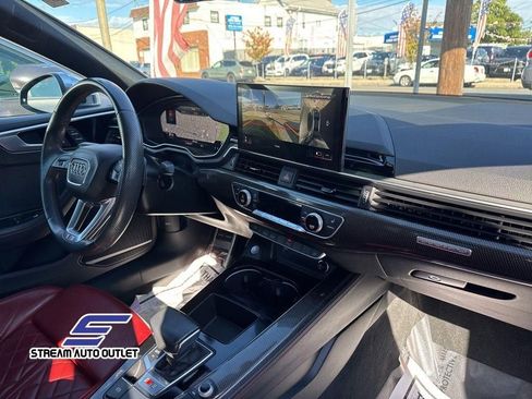 Used 2022 Audi S5 Premium Plus w/ Premium Plus image 26