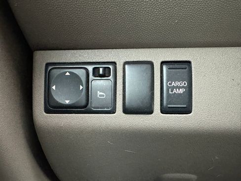Used 2014 Nissan Frontier SV RWD image 16