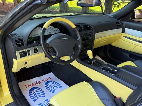 Used 2002 Ford Thunderbird image 49