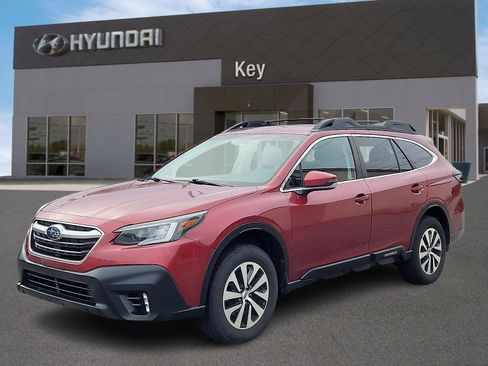 Used 2020 Subaru Outback Premium image 7