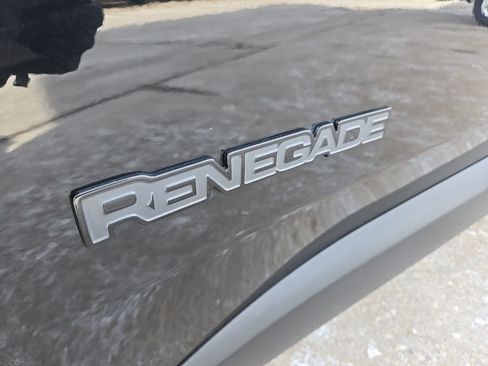 Used 2023 Jeep Renegade Altitude w/ Sun/Sound Group image 18