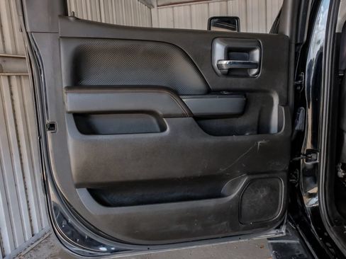 Used 2017 GMC Sierra 2500 SLT w/ All Terrain HD Package AWD/4WD image 47
