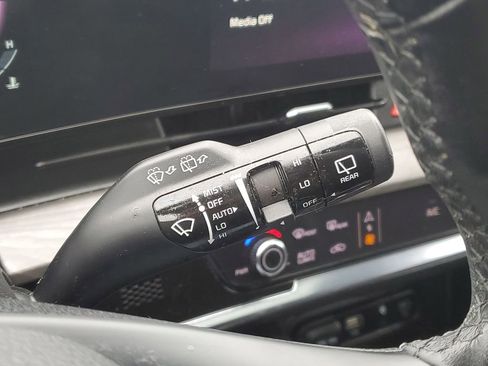 Used 2024 Kia Sportage X-Line w/ X-Line Premium Package image 19