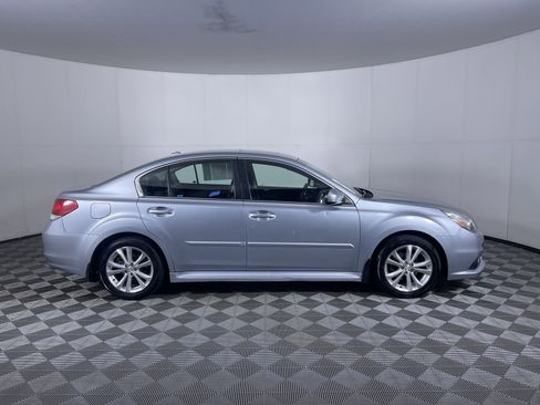 Used 2013 Subaru Legacy 2.5i Limited image 10