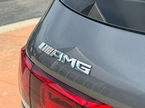 Used 2021 Mercedes-Benz GLB 35 AMG 4MATIC image 39