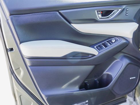 Used 2023 Subaru Ascent Limited w/ Technology Package image 21