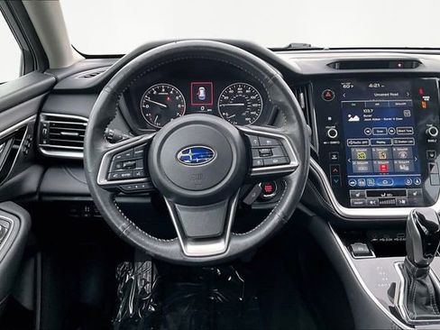Used 2023 Subaru Outback Limited image 8