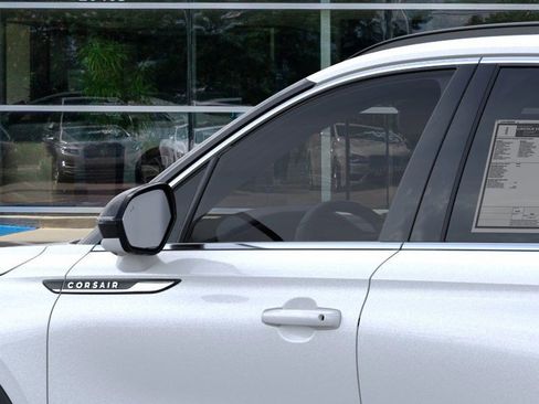 New 2026 Lincoln Corsair Premiere image 20