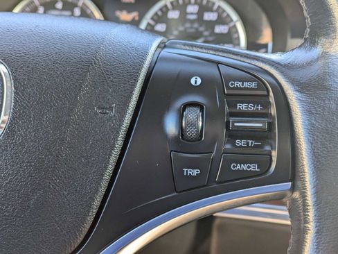Used 2016 Acura MDX SH-AWD image 25