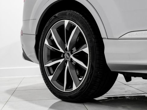 Used 2024 Audi SQ7 Prestige image 51