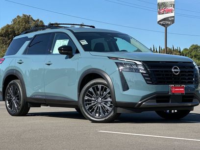 New 2026 Nissan Pathfinder SL