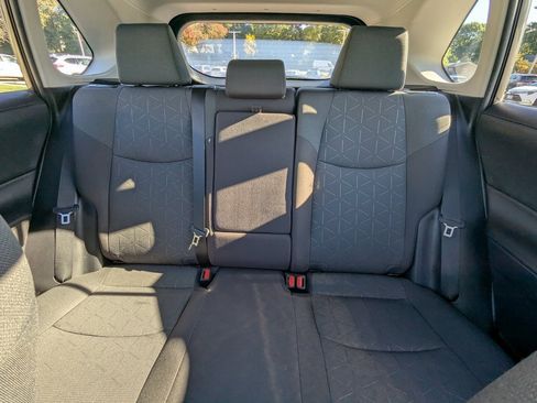 Used 2022 Toyota RAV4 XLE image 19