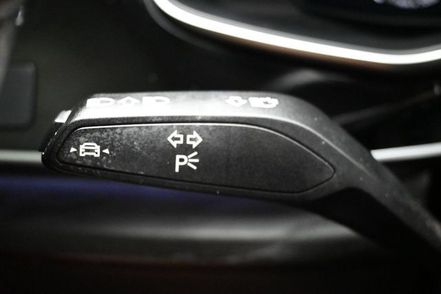 Used 2022 Audi Q8 Premium AWD/4WD image 25